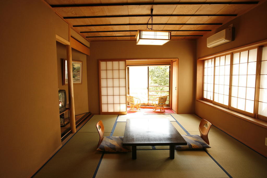 Masutomi Hakone