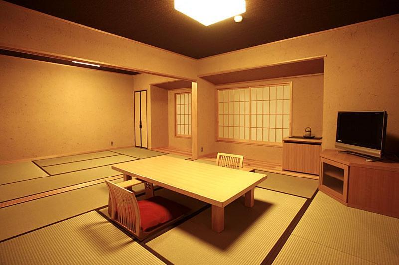 Masutomi Hakone